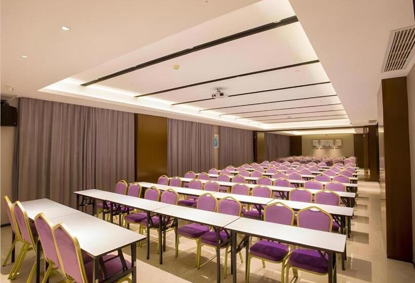 Borrman Hotel Nanning Railway Station