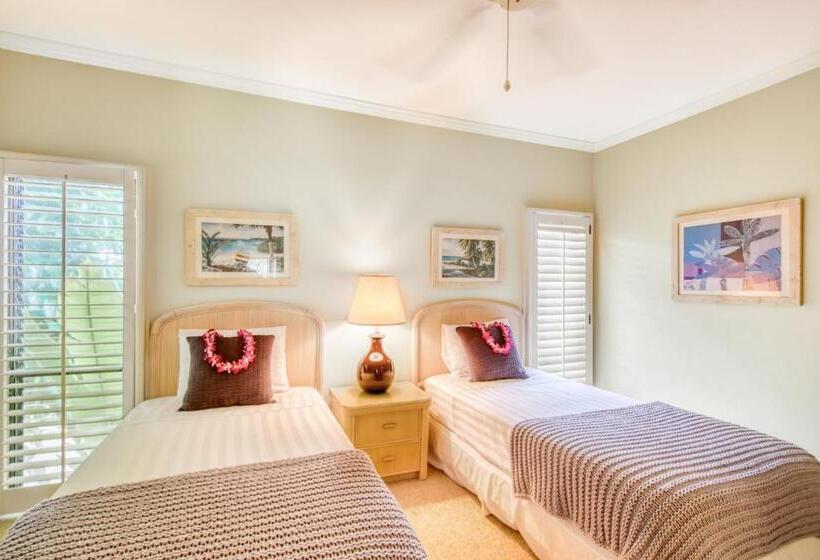 Отель Lae Nani 326