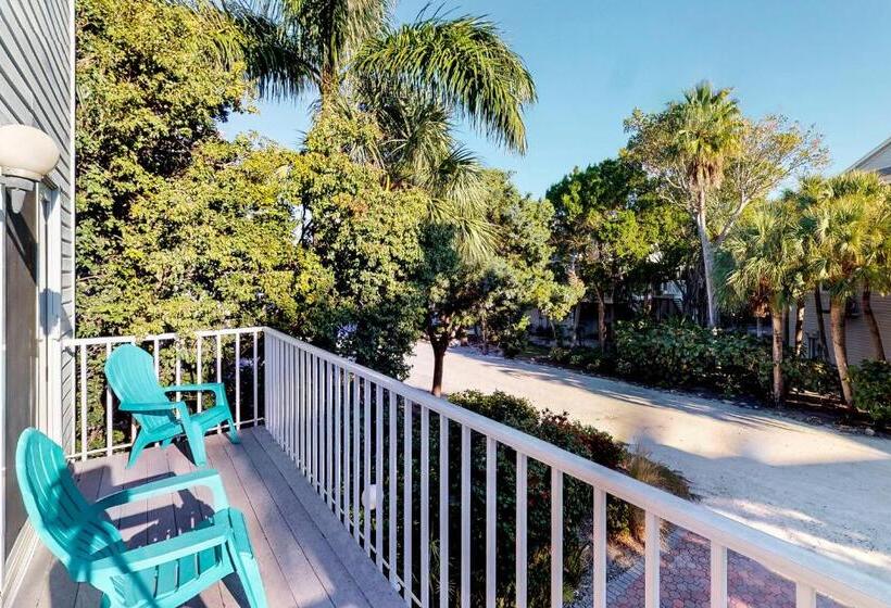 호텔 North Beach Village 27