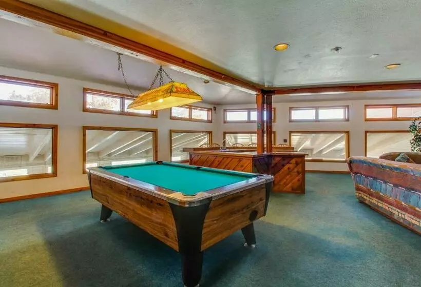 Hotelli Buffalo Village 306