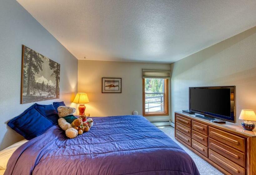 فندق Buffalo Village 306