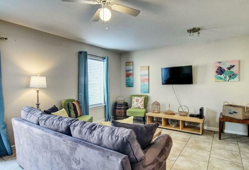 בית מלון כפרי Leeward 9303