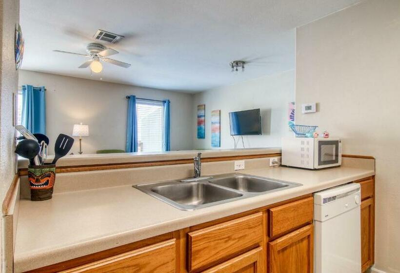 בית מלון כפרי Leeward 9303