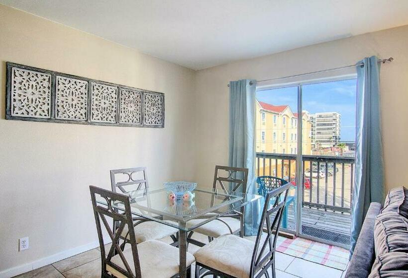 בית מלון כפרי Leeward 9303