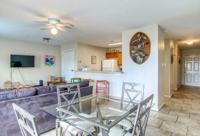 בית מלון כפרי Leeward 9303