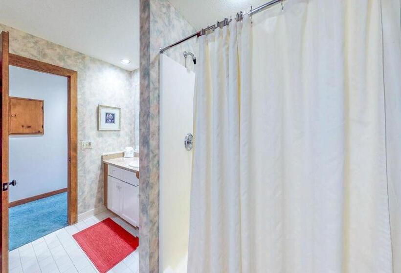 בית מלון כפרי Sunrise: West Glade H2