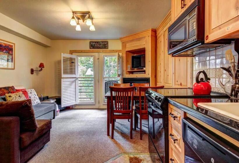 فندق Viking Lodge B218