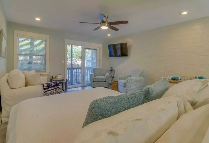 Hotelli 104 Inlet Sands Condo