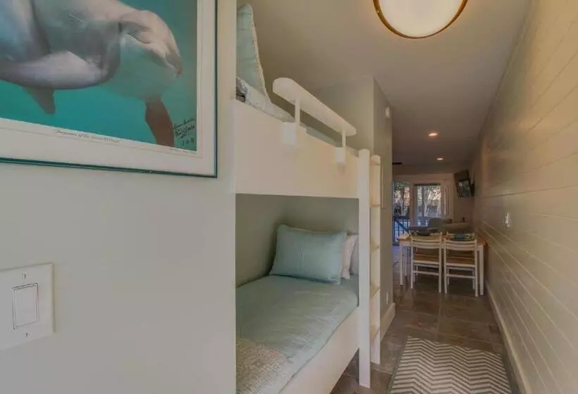 Hotelli 104 Inlet Sands Condo