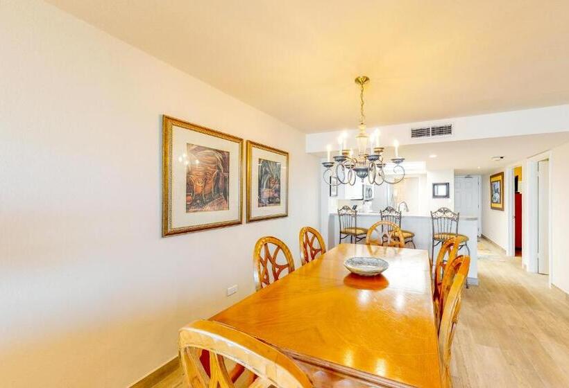 בית מלון כפרי Ocean Vista #706