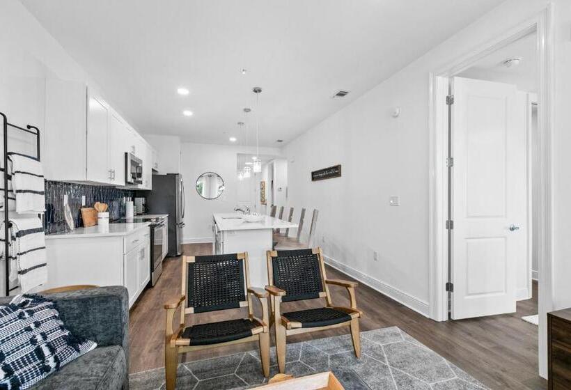 ホテル Gulf Place Residence 103