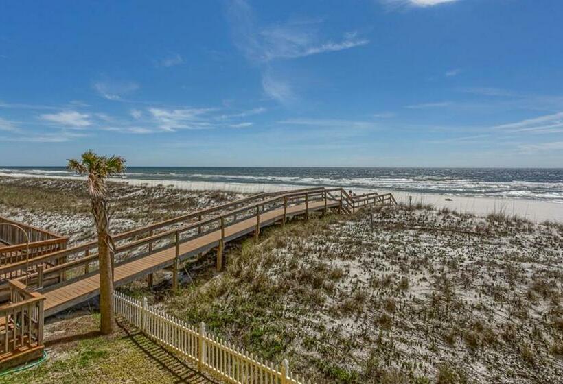 فندق Ocean Breeze West 302