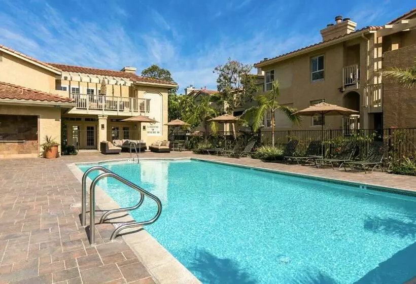 ホテル Ritz Point Condo