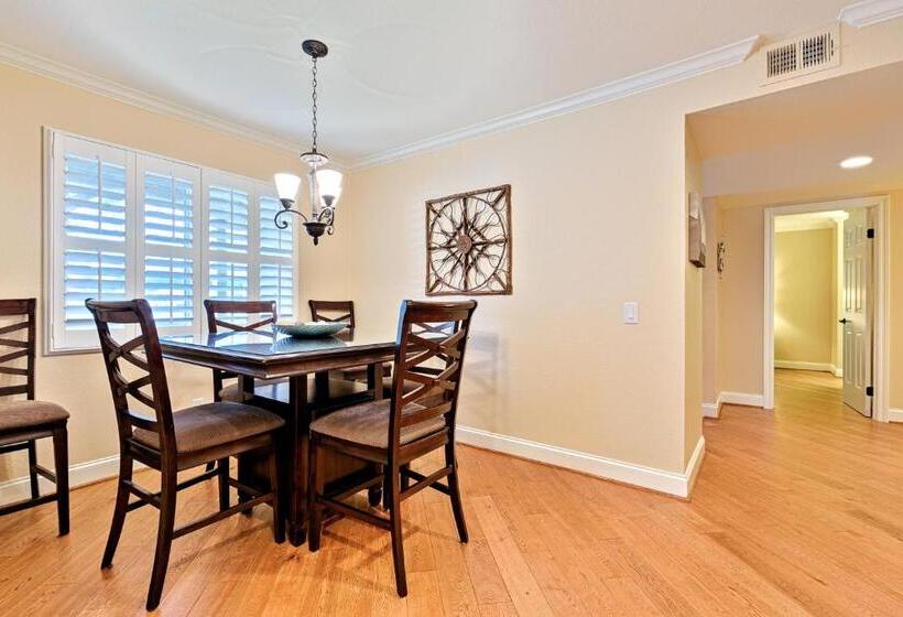 酒店 Ritz Point Condo