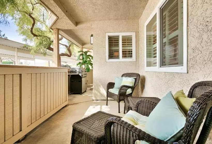 ホテル Ritz Point Condo