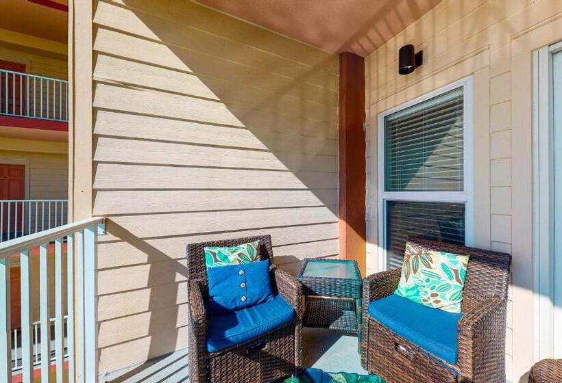 호텔 Paradise Shores 200