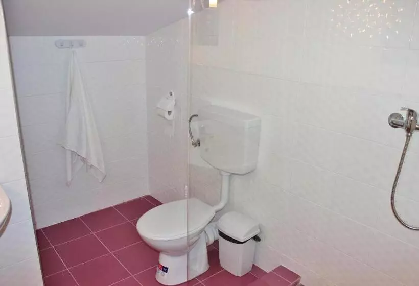 هاستل Central Guesthouse