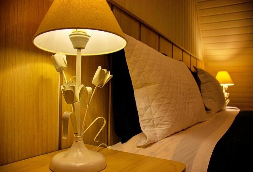 Nocleg ze śniadaniem Chateau Do Luar Prime Em Campos Do Jordao