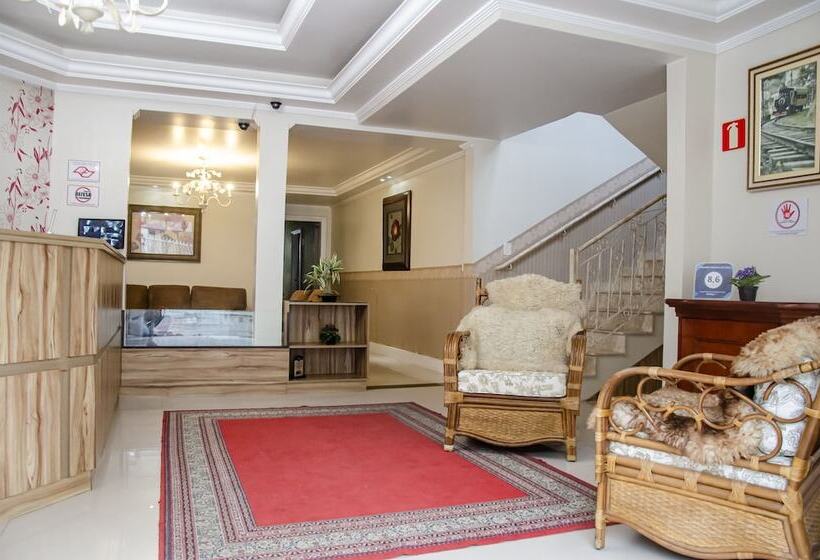 Nocleg ze śniadaniem Chateau Do Luar Prime Em Campos Do Jordao