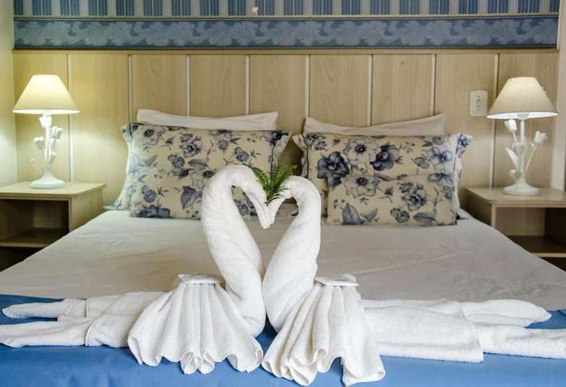 Nocleg ze śniadaniem Chateau Do Luar Prime Em Campos Do Jordao