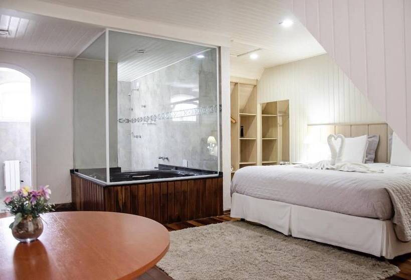 Nocleg ze śniadaniem Chateau Do Luar Prime Em Campos Do Jordao