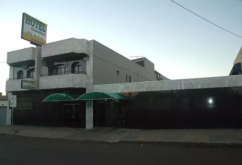 בית מלון כפרי Carolina Plaza