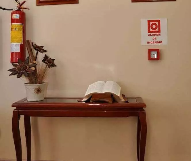 בית מלון כפרי Carolina Plaza