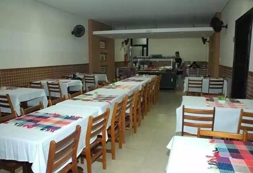 בית מלון כפרי Carolina Plaza