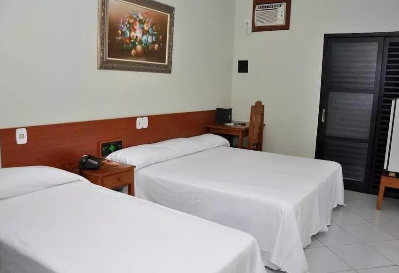 בית מלון כפרי Carolina Plaza