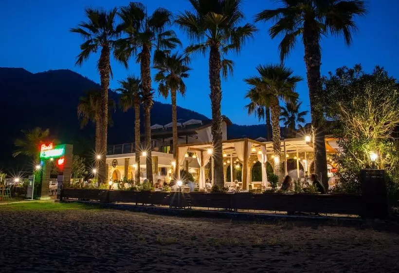 ホテル Ekincik Beach