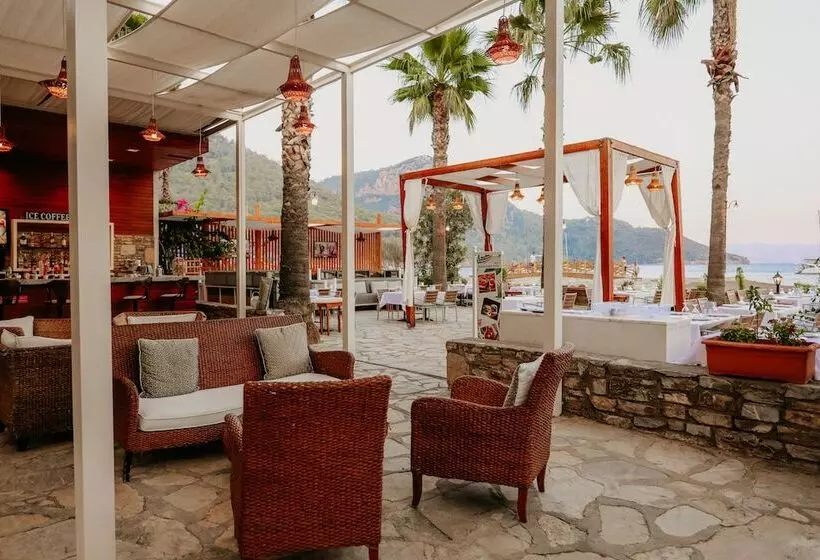 ホテル Ekincik Beach