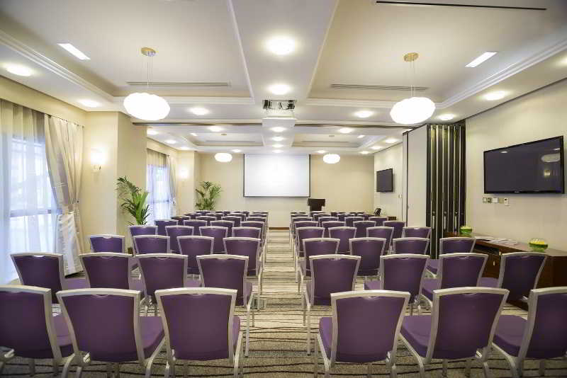 فندق Grand Mercure Majlis Residences