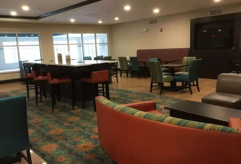 ホテル Holiday Inn Express & Suites Southport   Oak Island Area, An Ihg