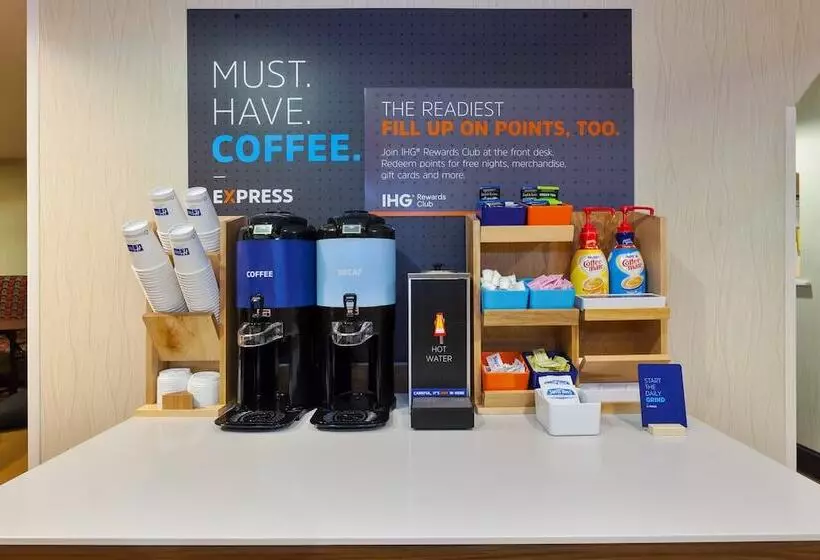 ホテル Holiday Inn Express & Suites Southport   Oak Island Area, An Ihg