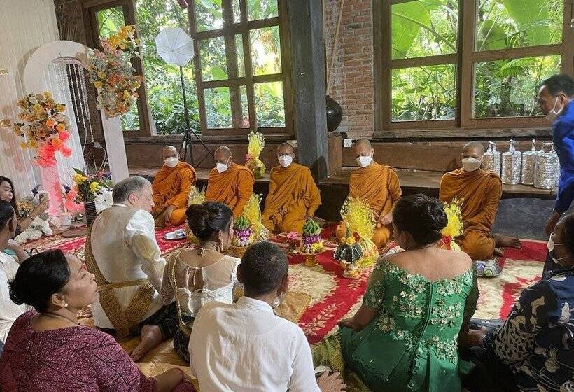 호텔 Maisons Wat Kor