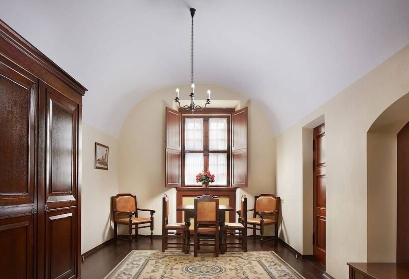 בית מלון כפרי Monastyrski Minsk City Centre