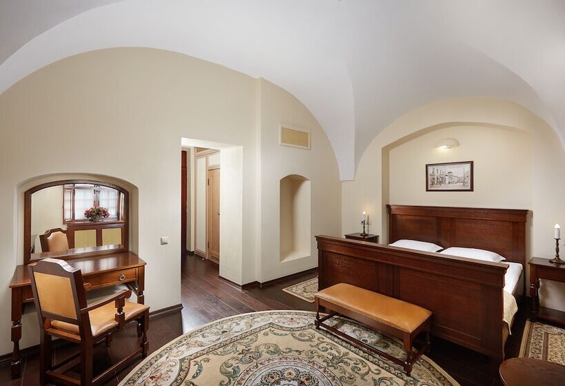 בית מלון כפרי Monastyrski Minsk City Centre