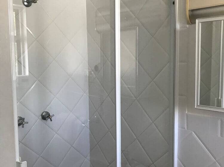 فندق Osheas Royal