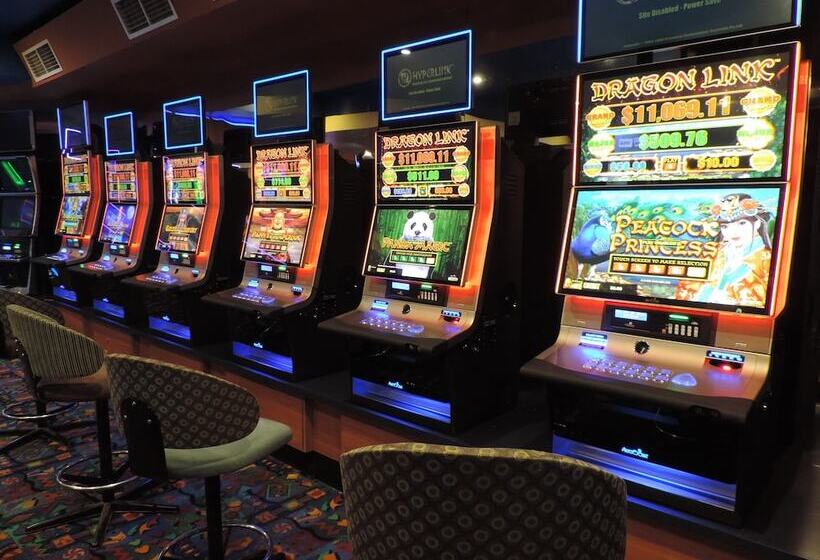 فندق Osheas Royal