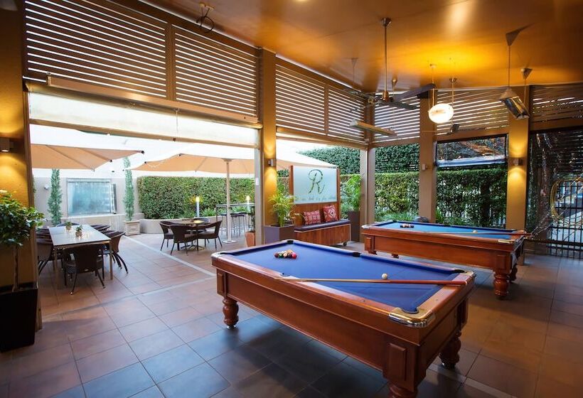 فندق Osheas Royal