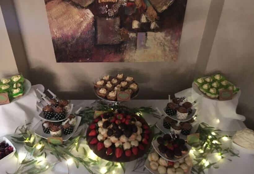 فندق Osheas Royal