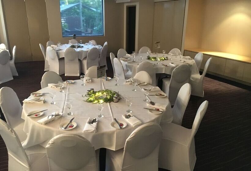 فندق Osheas Royal