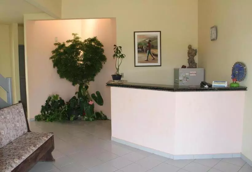Otel Pousada Solar Das Flores