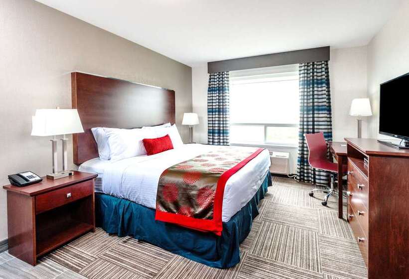 هتل Ramada By Wyndham Moose Jaw