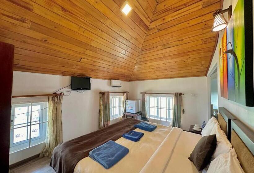 ホテル Royal Hills