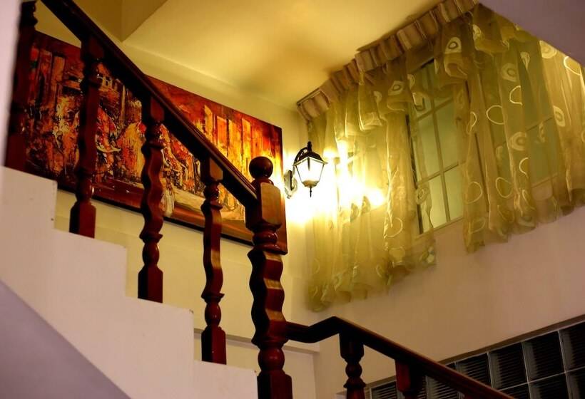 ホテル Royal Hills