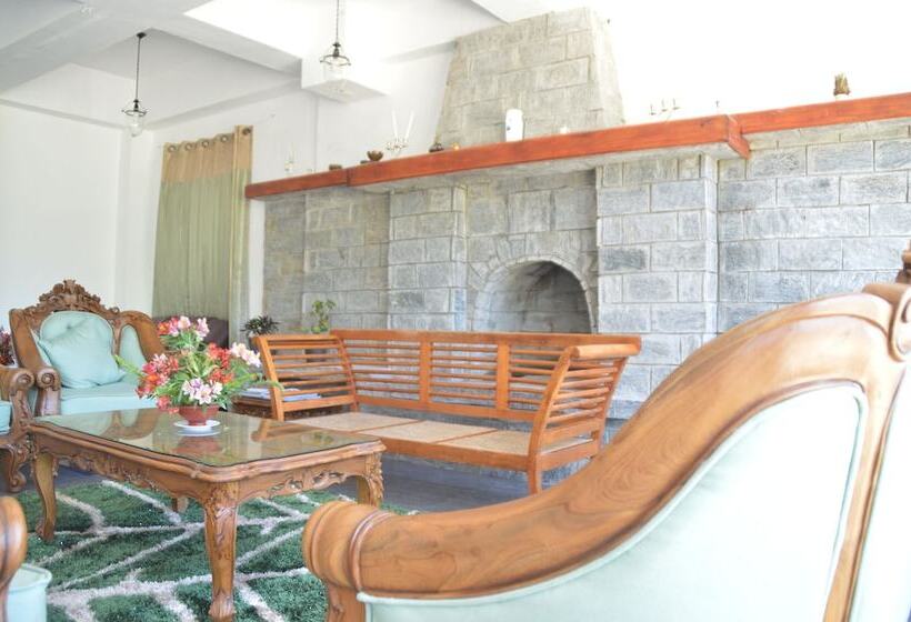 ホテル Royal Hills