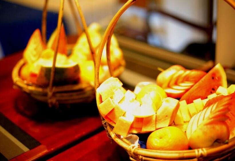 ホテル Royal Hills