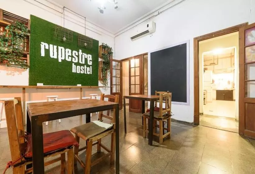 Rupestre Hostel