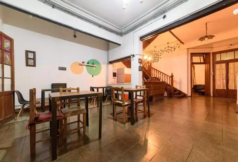 Rupestre Hostel